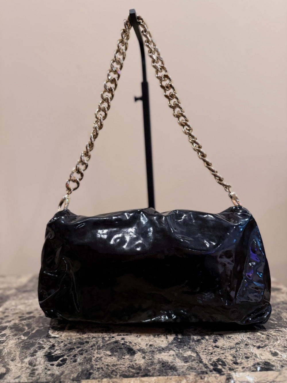 ❌SOLD❌Henri Bendel Black Patent Leather Pleated Shoulder Bag / Clutch RARE - Picture 3 of 16